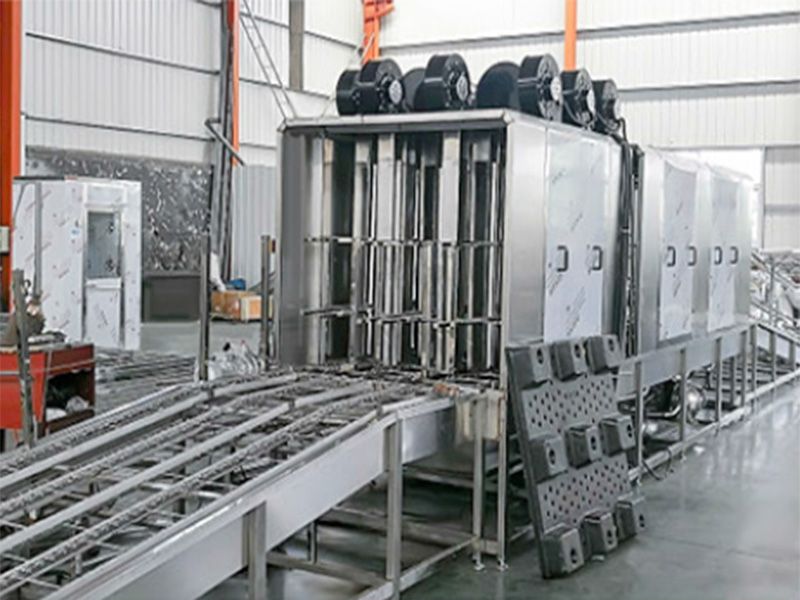 立式多通道托盤清洗消毒風(fēng)干機(jī).jpg