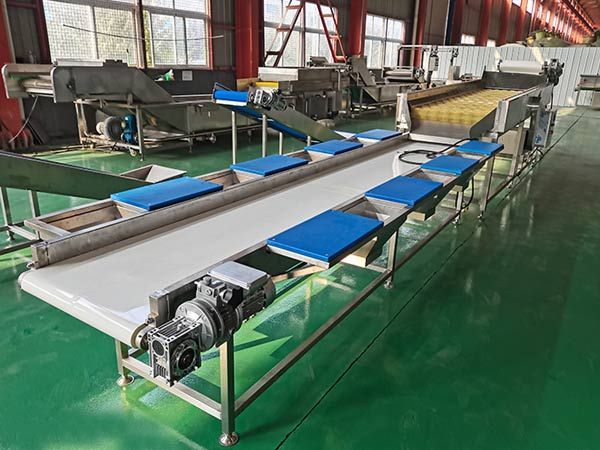 凈菜水果加工分揀臺(tái)